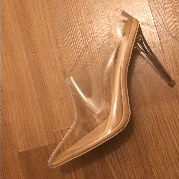 cape robbin clear mule